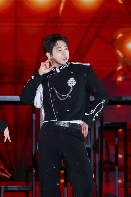 'U-KNOW' (ยูโนว์) แห่ง TVXQ! อัดแน่นทุก SCENE จากอดีตสู่ปัจจุบัน ด้วยการแสดงสุดทรงพลังในคอนเสิร์ตเดี่ยวเต็มรูปแบบครั้งแรก "U-KNOW PROJECT 26 : SCENE#1 in BANGKOK"